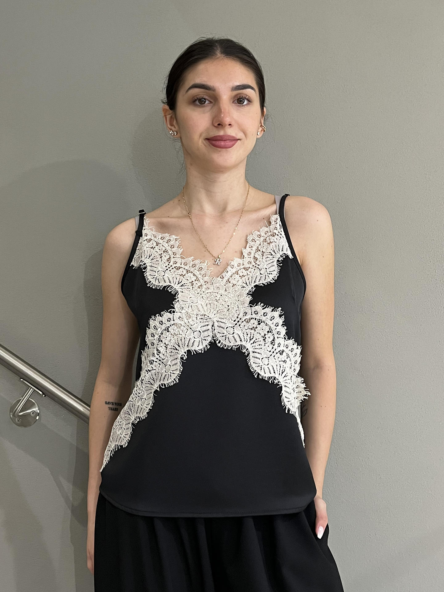 MAGLIA TENSIONE IN FIRENZE W25T334 NERO